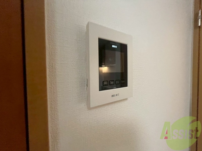 セキュリティ　ＴＶモニター付インターホンです。来客者の顔が見えるので安心！