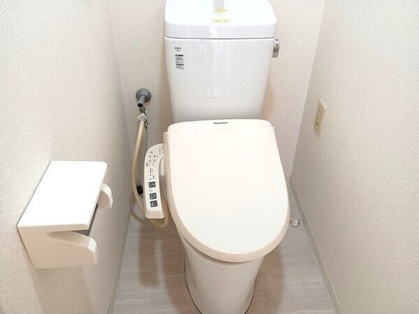 トイレ　名古屋で一番初期費用の安い賃貸専門の不動産会社です(^^)