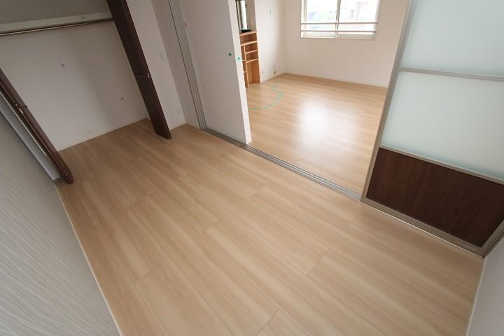 Crea南楠葉の居間写真