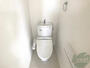 トイレ　ウォシュレット付きのトイレです。シャワートイレは日本の宝。