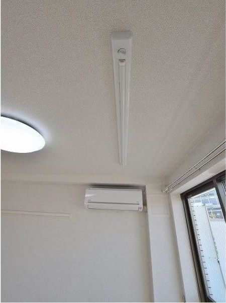 その他設備　室内物干し機