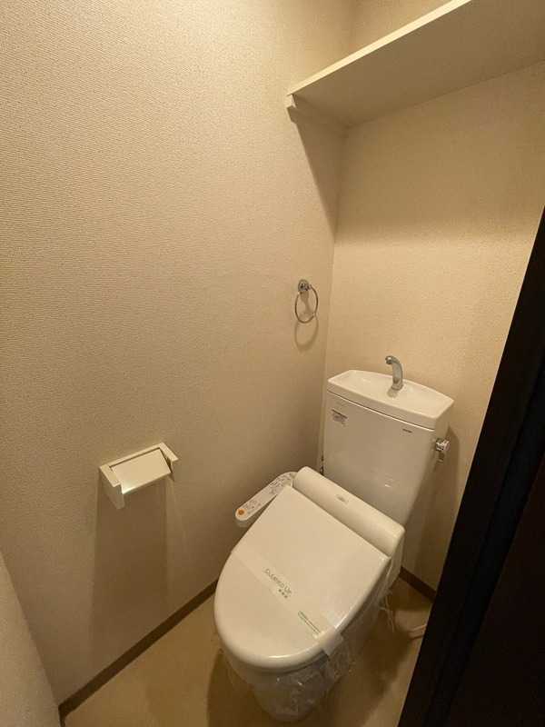 フジパレス柴島V番館のトイレ写真