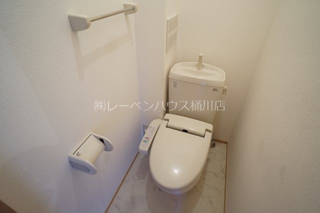 トイレ　レーベンハウス桶川店へ　048-787-5511