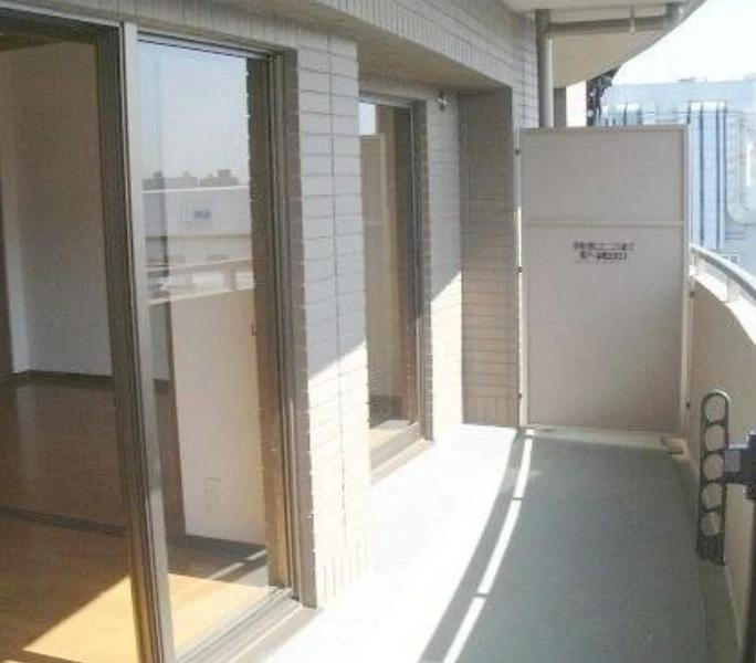 バルコニー　※同マンション別室参考写真