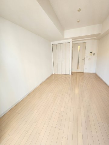 居室・リビング　ライジングプレイス石川町
