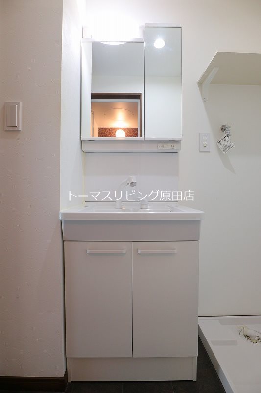 洗面設備　102号室写真