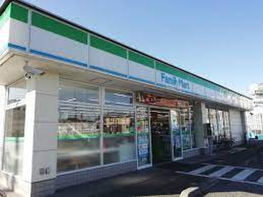 コンビニ　ファミリーマート 東青梅五丁目店（コンビニ）まで348m
