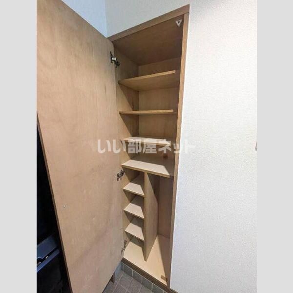 ホーステール作の山の玄関写真