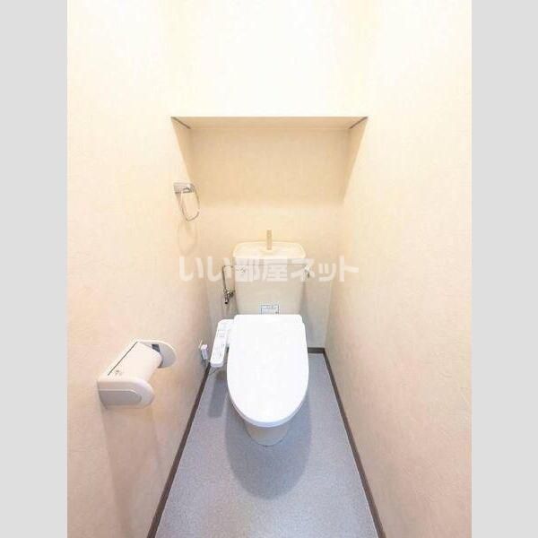 ホーステール作の山のトイレ写真