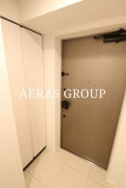 玄関　別部屋同仕様タイプ