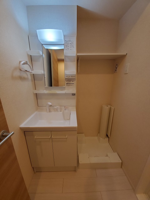 洗面設備　N101号の写真を掲載しております。