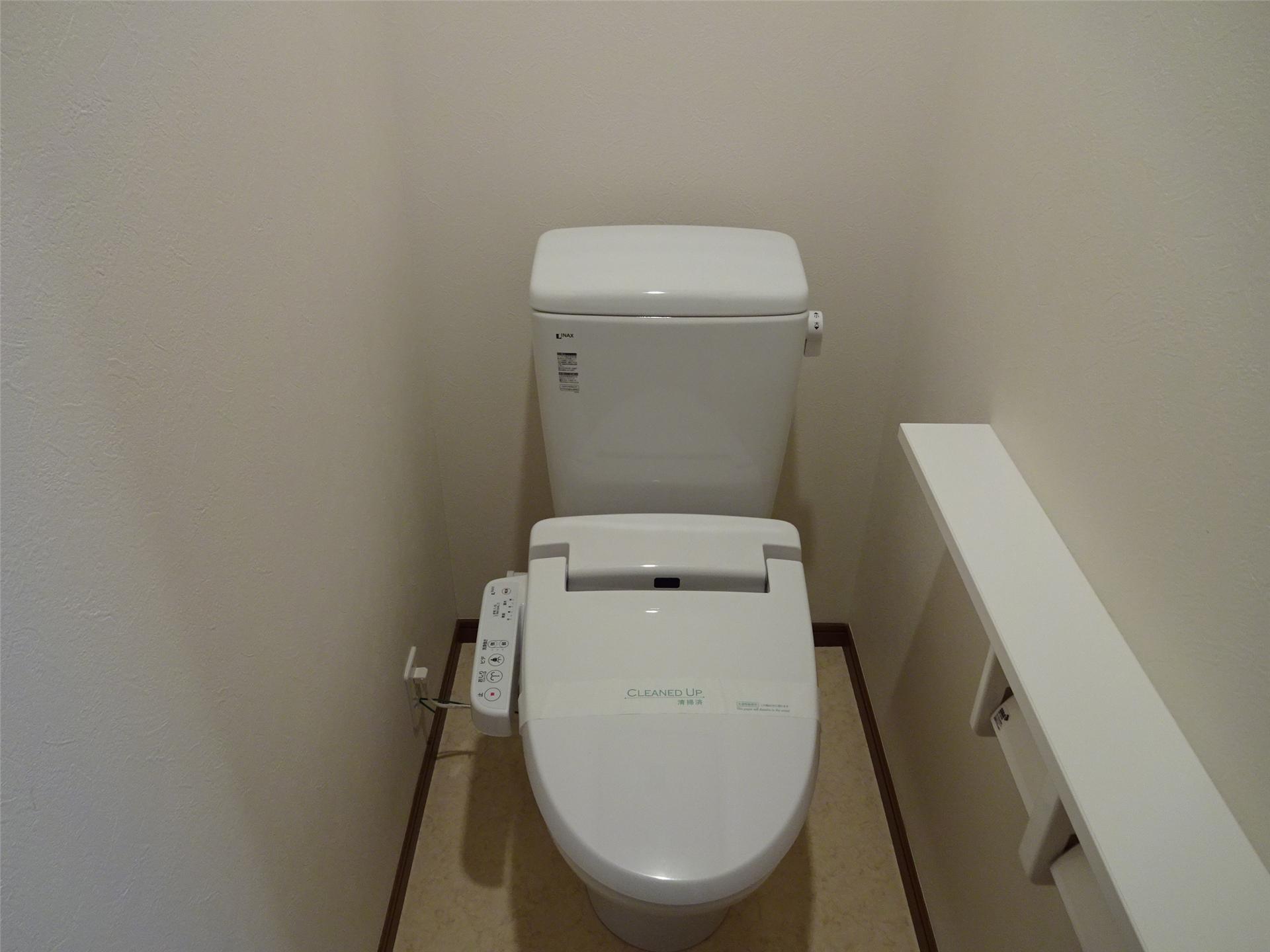ウィスタリアガーデンハウスB棟のトイレ写真