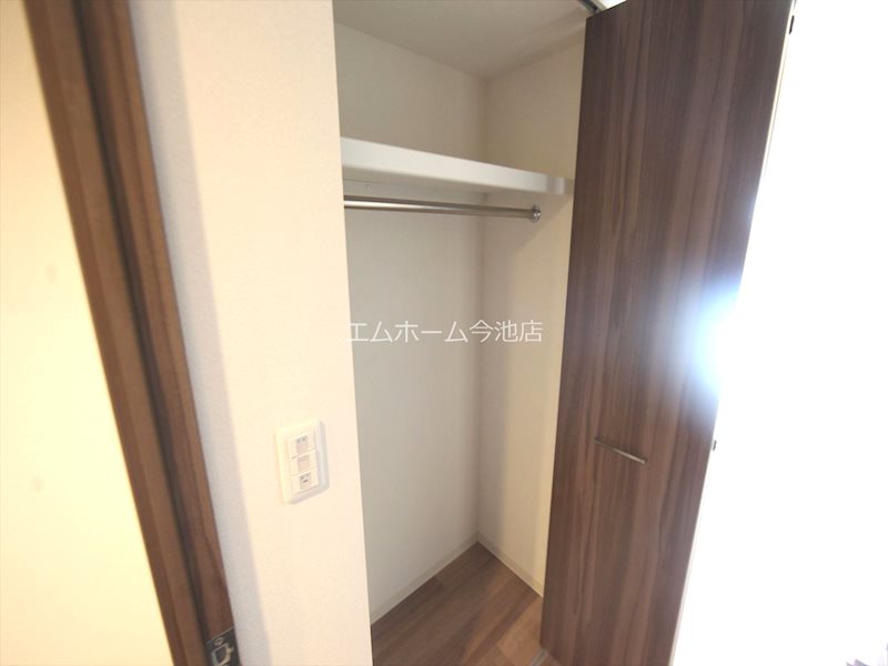 収納　クローゼット（収納充実しています）