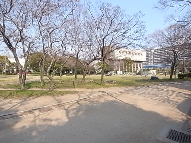 公園　中公園（公園）まで987m