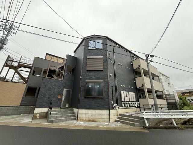 ベイルーム海老名モンドの外観写真