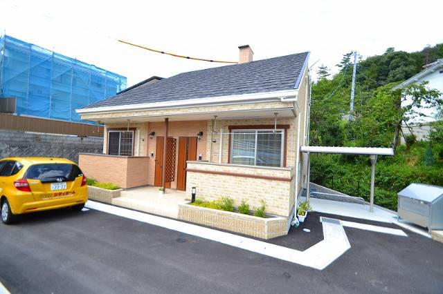建物外観　メゾネットタイプ