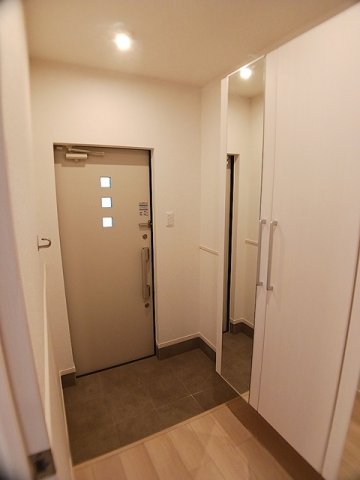 玄関　シンプルで使いやすい玄関です