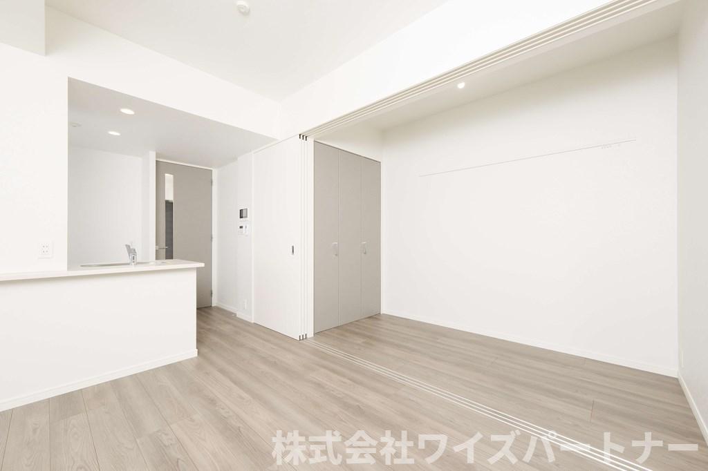 西鉄天神大牟田線 西鉄平尾駅 徒歩13分 14階建 築4年の居間写真