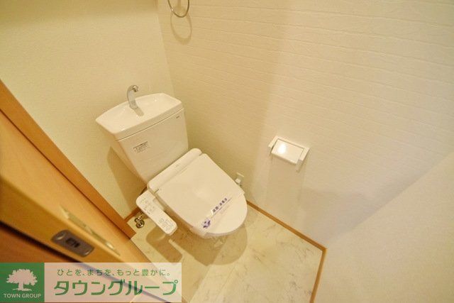 REGALEST谷塚のトイレ写真