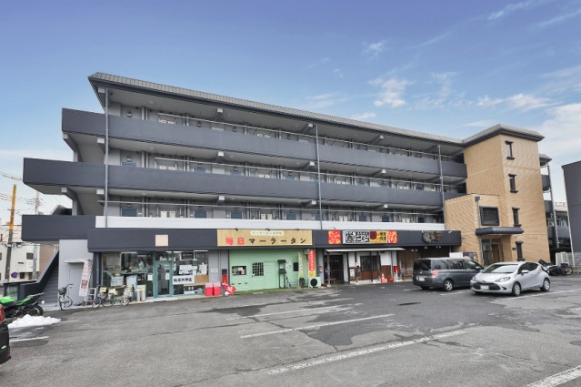 横田マンションの外観写真