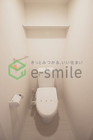 ＪＲ久大本線 久留米大学前駅 徒歩7分 3階建 築5年のトイレ写真
