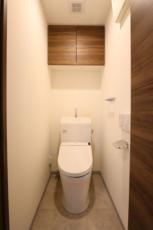 ＪＲ常磐線 南千住駅 徒歩9分 10階建 築5年のトイレ写真