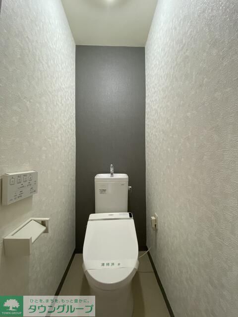 小田急小田原線 伊勢原駅 徒歩17分 5階建 築34年のトイレ写真