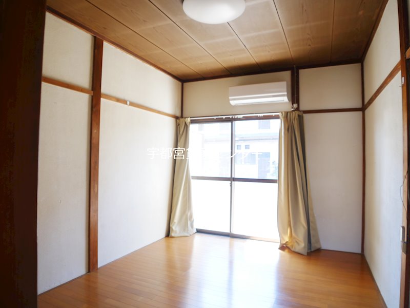 土山ハイツの居間写真