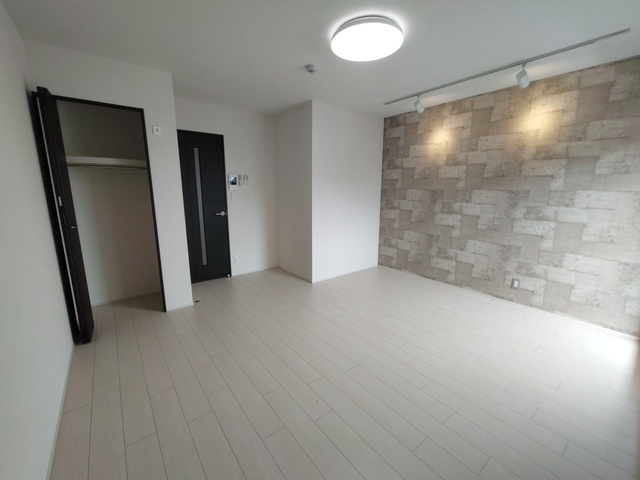 フジパレス千里丘東の居間写真