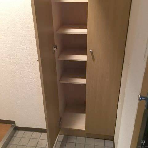 バルコニー　靴箱
