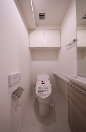 ザ・パークハビオSOHO新宿御苑のトイレ写真