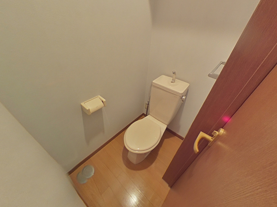 トイレ　※別号室の写真です。現況を優先します。
