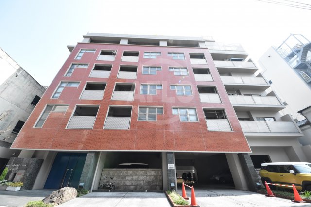 建物外観　フラッツ志香　外観