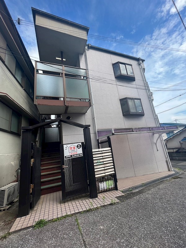 ハイツフォシーズンの外観写真