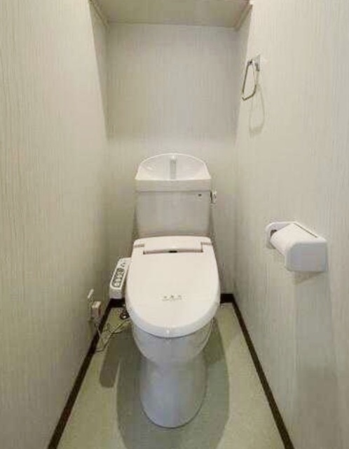 トイレ　同仕様参考写真
