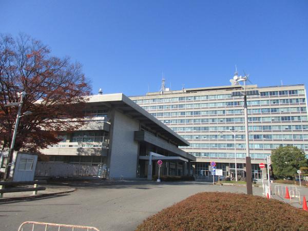 役所　長野県庁（役所）まで1400m