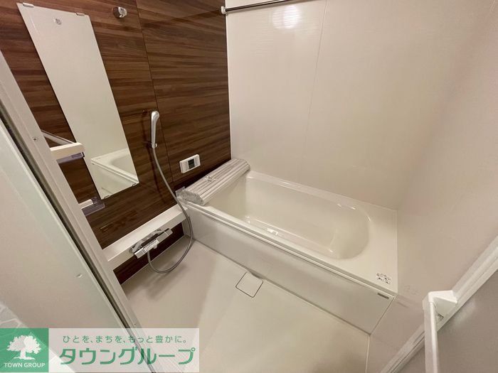 ＪＲ武蔵野線 吉川美南駅 徒歩13分 3階建 築3年の風呂写真