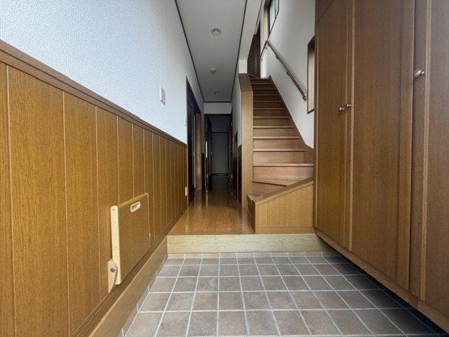 北町8丁目戸建の玄関写真