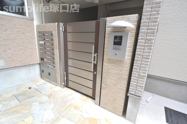 フジパレス塚口本町I番館の外観写真