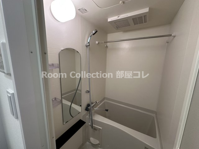 バス・シャワールーム　※同物件他部屋写真 反転、色違いの場合有 現況優先