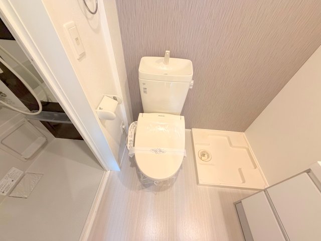 トイレ　綺麗なトイレにはウォシュレット標準装備です。