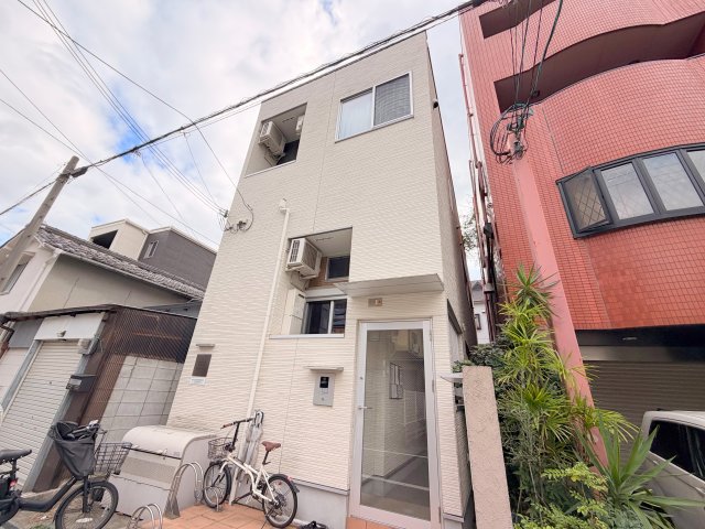 建物外観　綺麗な外観の素敵なお部屋があなたを待っています。