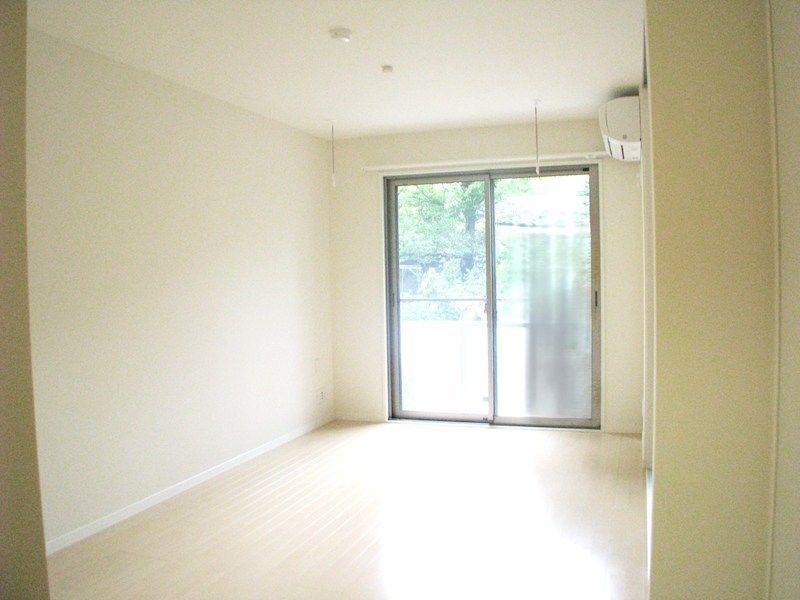 居室・リビング　マンション柿の木　北区西ケ原4