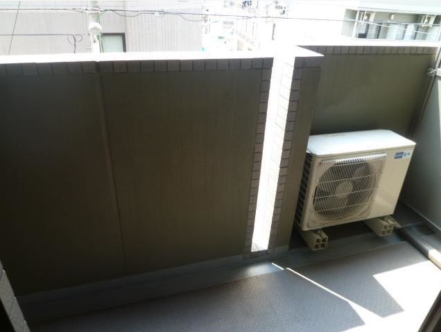 バルコニー　※同物件、別部屋になります。