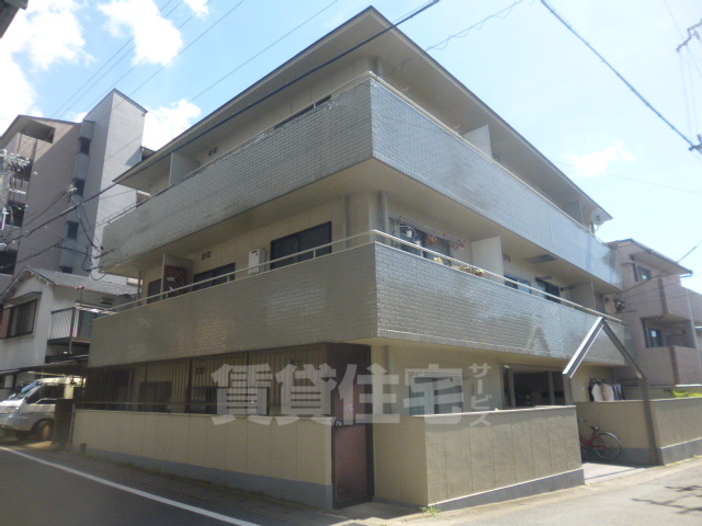 京都市山科区東野中井ノ上町のマンションの建物外観