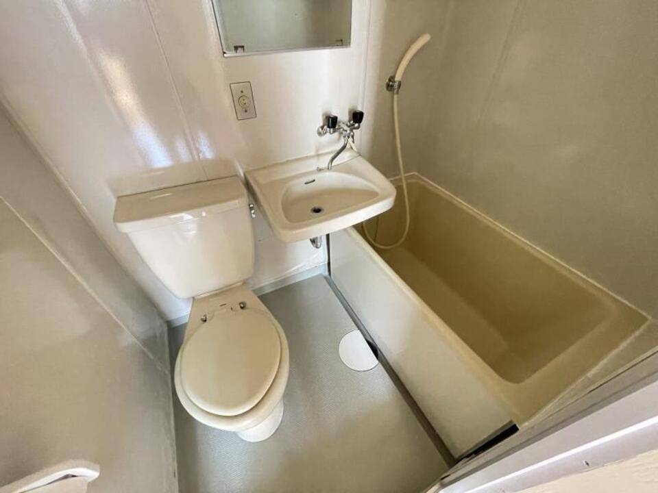 バス・シャワールーム　浴室