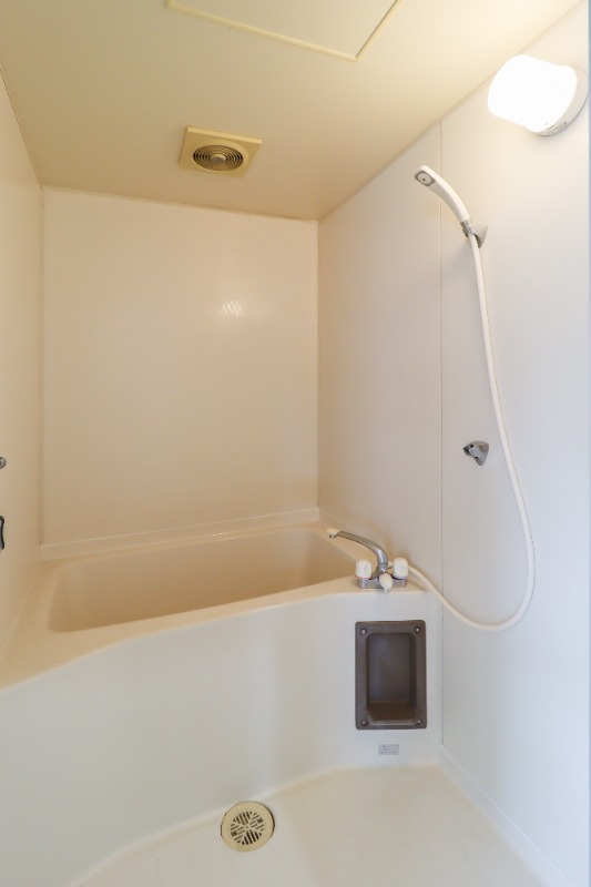 バス・シャワールーム　図面と現状に相違がある場合には現状を優先