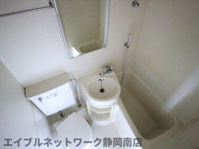 バス・シャワールーム　日々の暮らしに欠かせないお風呂です