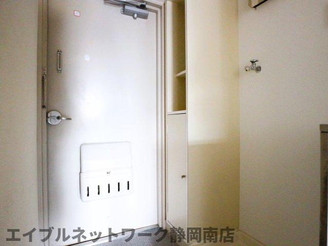 玄関　明るい玄関です