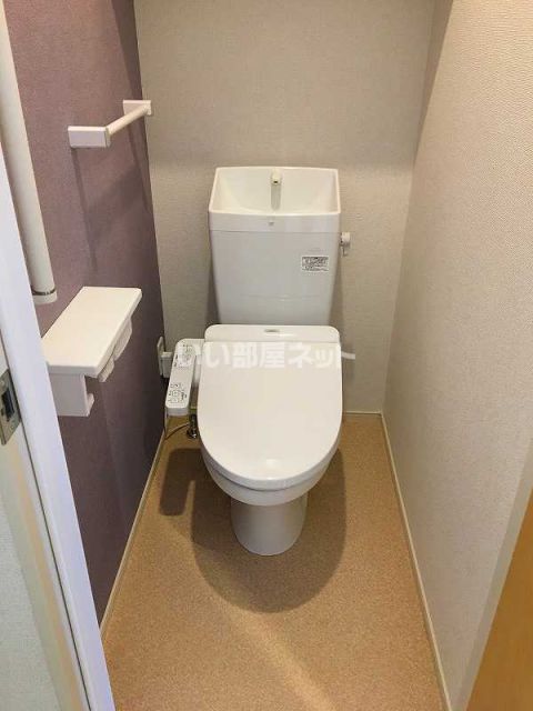 【岡崎市蓑川町のアパートのトイレ】